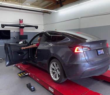 4 wheel alignment Tesla
