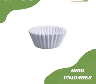 forminhas de papel brancas