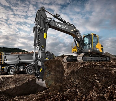 EXCAVADORA VOLVO