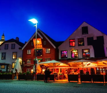 Blue Mountain resort restaurants and nightlife transportation