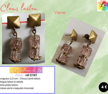 Boucles clous carré laiton cubes verre craquelé plaque laiton à reliefs Les Couleurs de Lo