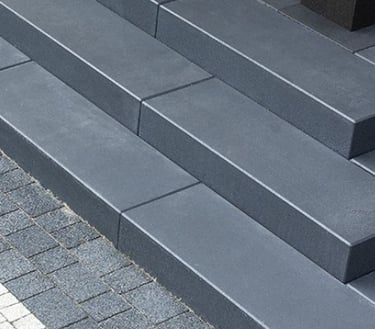 Modernūs įėjimo laiptai