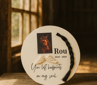 horse memorial stone with horse mane braid