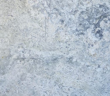 Trawertyn Silver Ash - szary kamień naturalny