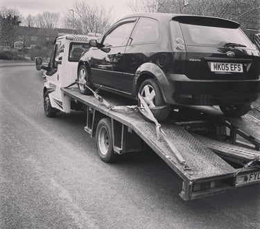 alt="24-hour emergency vehicle recovery in Evesham by L R Recycling"
