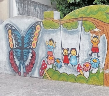 MURAL Niños Jugando