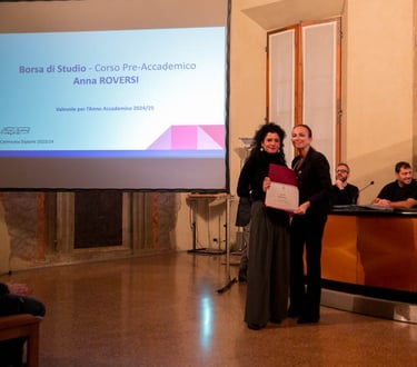 Studenti premiati con borse di studio