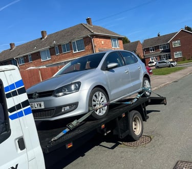 alt="Emergency car recovery service available day and night in Worcester"