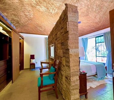 queen bedroom san miguel de allende