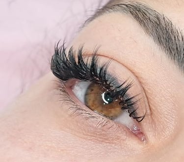 Eyelash extensions and brow services in Chennai