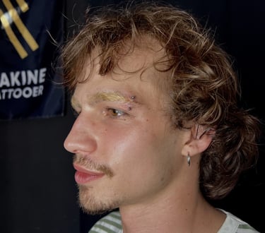 Eyebrow piercing in Tattoo and body piercing studio in Vagos, Aveiro.