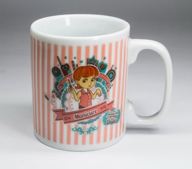 Caneca de Porcelana Chocolate Grande Personalizada 330ml