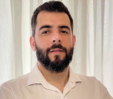 Dr. Antônio Adolfo Coelho Oliveira OFTALMOLOGISTA