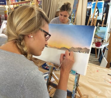 Painting lessons at the workshops of Mireille Desroches, painter