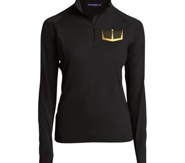 Queen's 1/2 Zip Performance Pullover