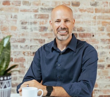 Dennis Geelen – Solopreneur coach, author, and speaker