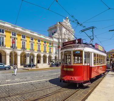 Lisbonne Portugal Tramway Praça do Comercio. Lien vers la formule 2/4 jours