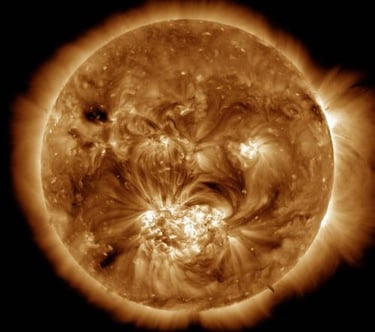 corona2.en.NASA's Solar Dynamics Observatory showing features created by magnetic fields. Image cre 