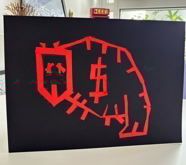 arte com fita isolante vermelha em papel preto. Desenho estilizado de um mico com um cifrão no meio.