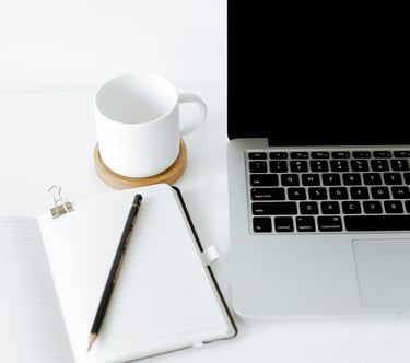 agenda pour noter les rendez-vous. Contacts