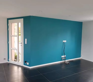 La peinture d’un mur intérieur 