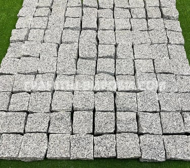 Колота гранітна бруківка покостівка 10*10*5