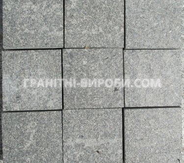 Пилена гранітна бруківка габро 10*10*5