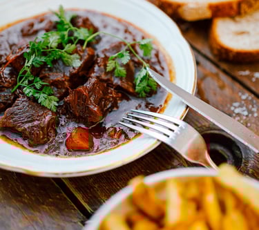 Carbonade flamande  Paleron de bœuf mijoté à la bière « Charles » de motte cordonnier - Spécialité Chef Charles