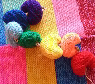 Little hearts in rainbow colors
