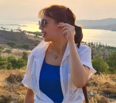 Esra Üstündağ