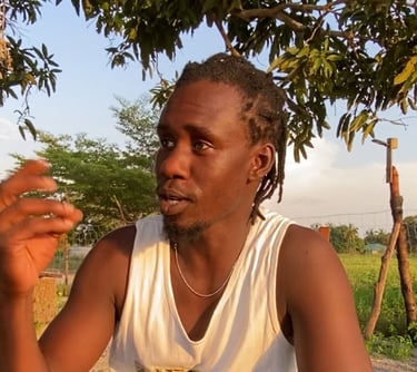 Cheikh, association Bourokk, Référent éducatif engagé, il incarne l’esprit du village