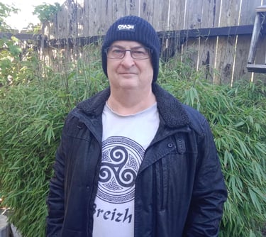 Christophe est passionné par la solidarité et l'engagement communautaire. En tant que responsable de