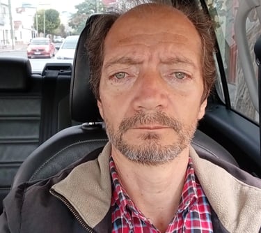 Arturo Alejandro Martearena - Escritor 
