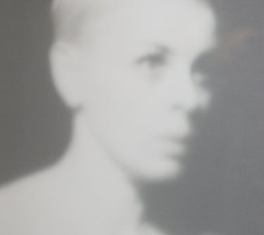 Dutch in Abu Dhabi - Nessa