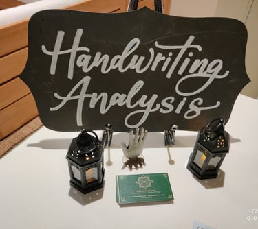 handwriting analysis Kiss print lip print pucker up readings