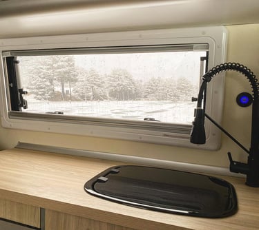 cocina camper van Villa Náutica Foz