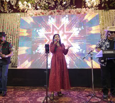 Hotel Kuber Murthal Live Singing