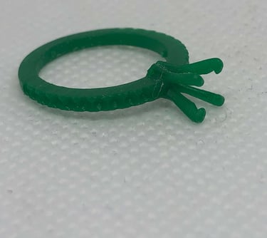 Vista Lateral Impresión 3D Anillo de Compromiso con Laterales