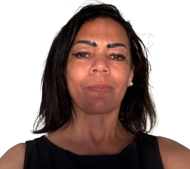 a woman Lisa Jackson with a black top and a black top