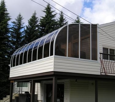 Curved Solarium