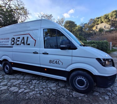 Furgoneta Crafter de BEAL Servicios Logísticos