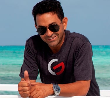 Foto de Miguel Guillermo Martín Figueredo Diseñador Gráfico y CEO de Guilles Designs