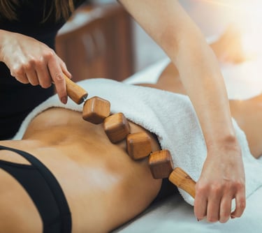 Cuidado postoperatorio profesional a domicilio con enfoque en recuperación segura y personalizada.