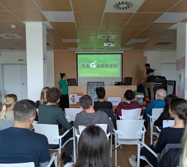 Charla con taller sobre Sagarrek y la cultura local