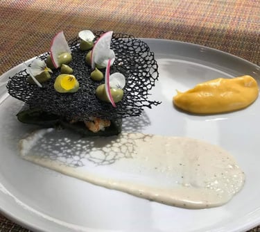Platos exclusivos de alta cocina creativa.