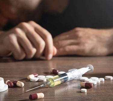 Get the best opioid addiction treatment in Vadodara! Find the best psychiatrist and de-addiction center near you.