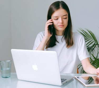 Fotografia agente de servicio al cliente