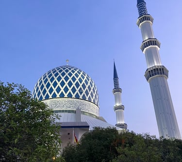 King Abdul Aziz Mosque Shah Alam, Malaysia, Islamic architecture