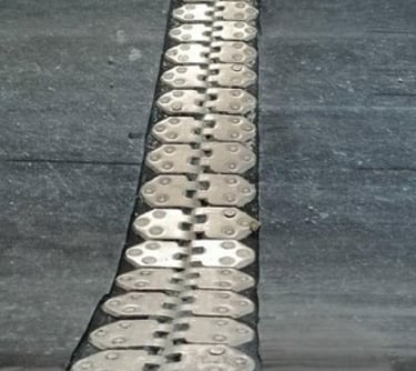 Agrafe bande caoutchouc