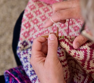 two hands knitting